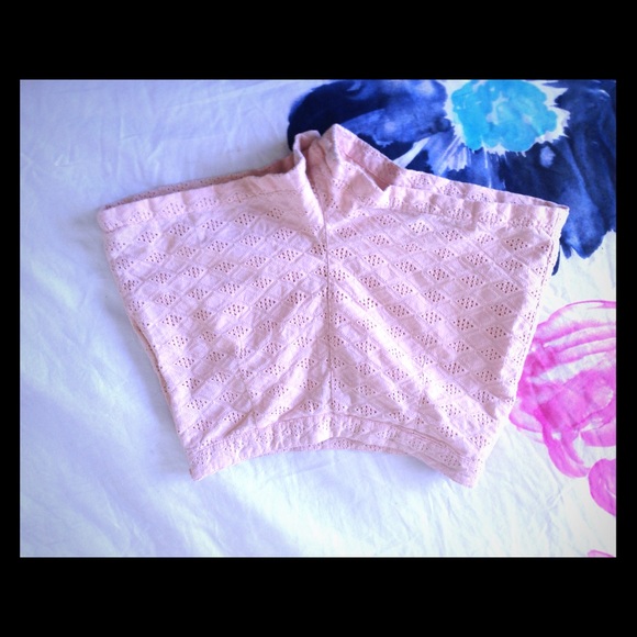 High Waisted Crochet Shorts - Picture 1 of 2