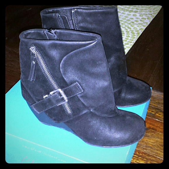 Ankle boots