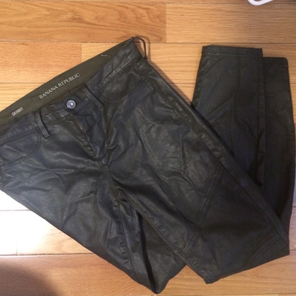 Banana Republic skinny hunter green pants