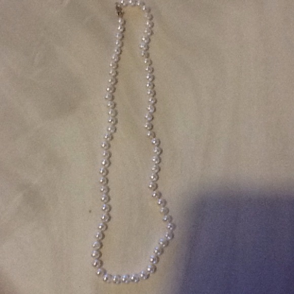 Genuine pearl necklace