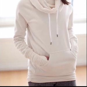 Lululemon cowl neck sweatshirt size 6