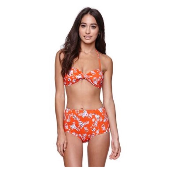 • roxy topical bikini set •