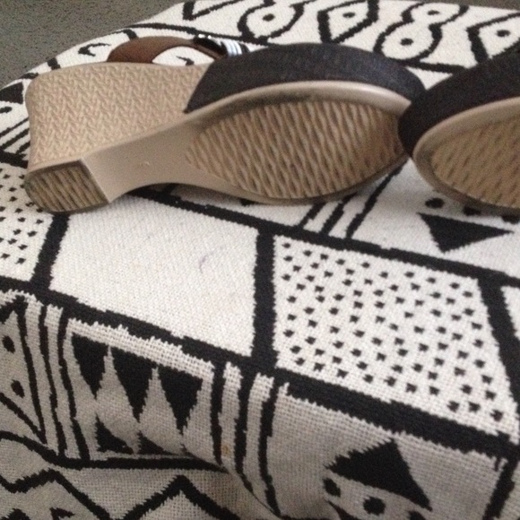 Ladies sandals - Picture 3 of 3