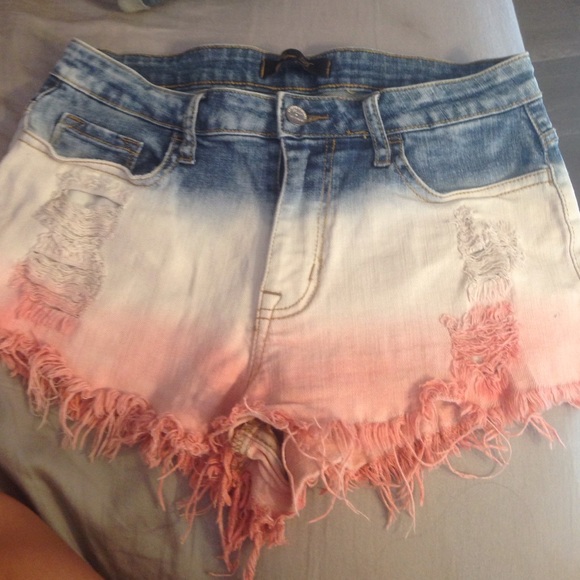 Red white and blue highwaisted shorts
