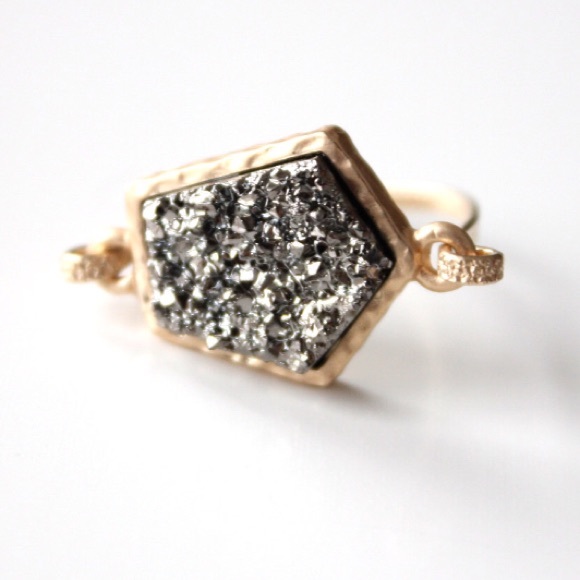 Handmade Jewelry - ️️🔅HP NEW Black Druzy Hematite 14 karat gold Ring