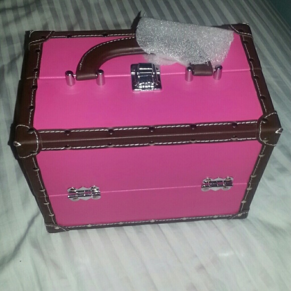 ✖SOLD✖ ULTA makeup kit