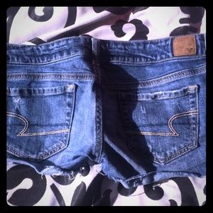 American Eagle size 6 shorts
