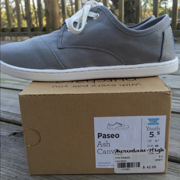 ‼️SOLD!‼️ Toms Paseo ❤️💛 - Picture 2 of 4