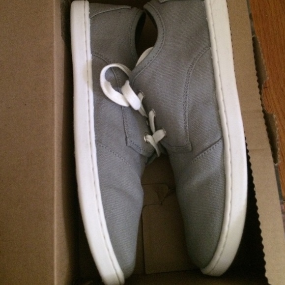 ‼️SOLD!‼️ Toms Paseo ❤️💛 - Picture 4 of 4