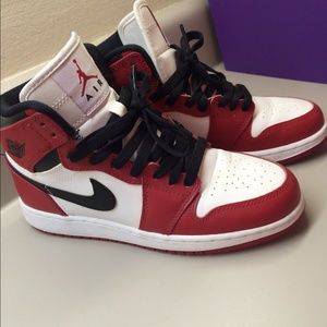 Jordan 1 "Chicago 1s"