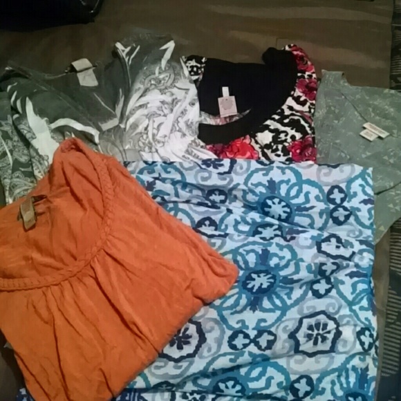 Bundled @shannonbomboy 2dresses, 3 tops