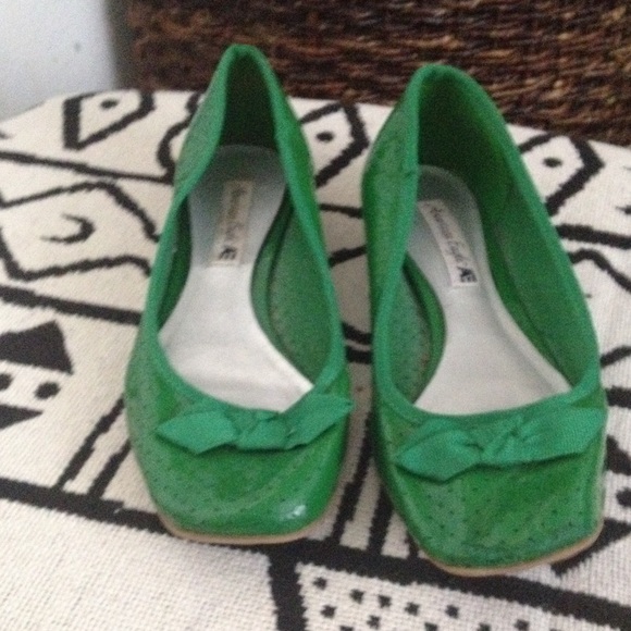 Ladies flats