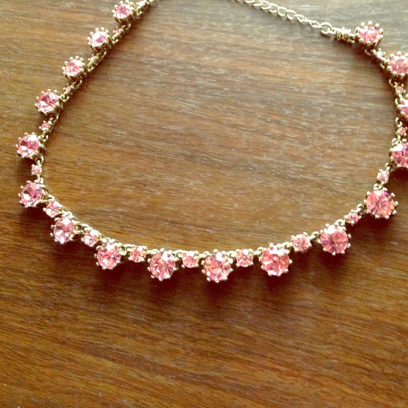 CLOSETCLOSING Sparkly Pink Betsey Johnson Necklace
