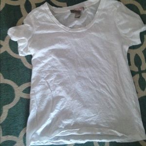 White t-shirt