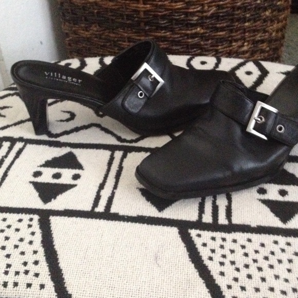 Ladies mules - Picture 2 of 3