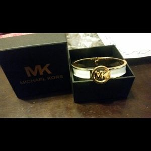 Michael Kors Gold/White Metal Bracelet