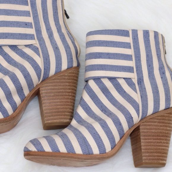 🎁Sold🎁 Rag & Bone Blue Stripe Newbury Ankle Boot - Picture 2 of 4