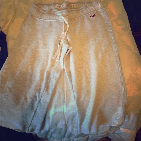 Hollister Capri Pants