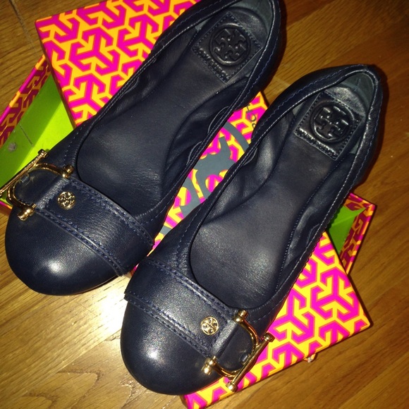 Mint in box Tory burch flats - Picture 1 of 4