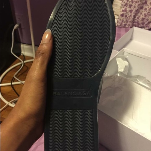 BRAND NEW BALENCIAGAS - Picture 2 of 4