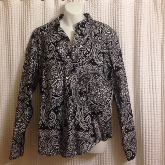 Black and white paisley button down "NWT "