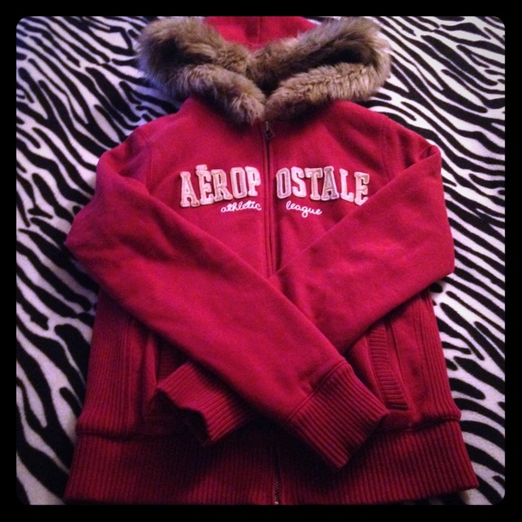 AEROPOSTALE LARGE FUR LINED HOODIE