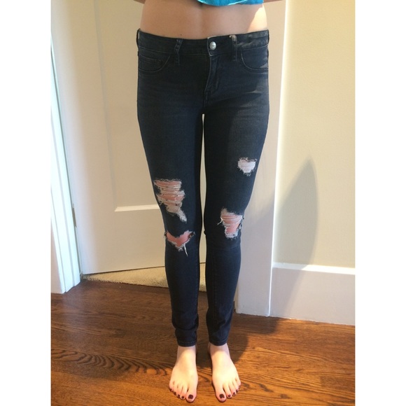 Bullhead (pacsun) ripped skinny jeans