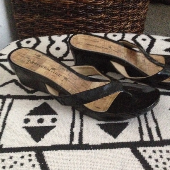 Ladies sandals - Picture 2 of 3