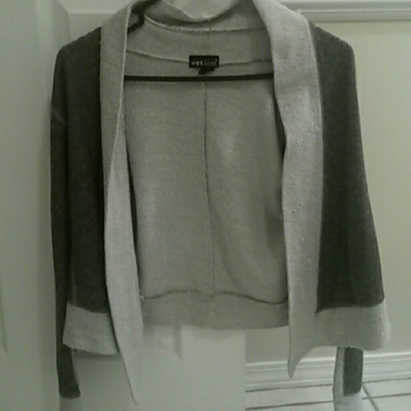 Dark and light grey sweater/cardigan