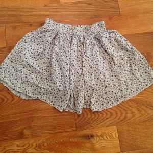 Floral print skirt