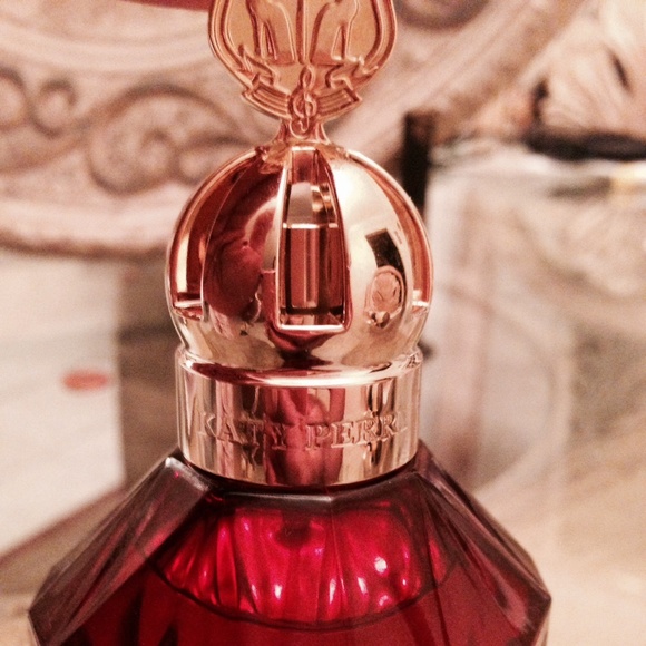 Katy Perry killer queen