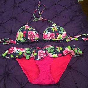 Gilly Hicks bikini