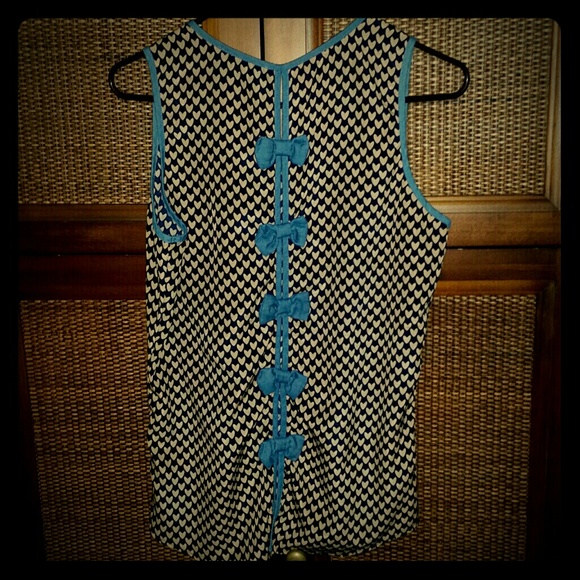 under one sky Tops - Silk summer top