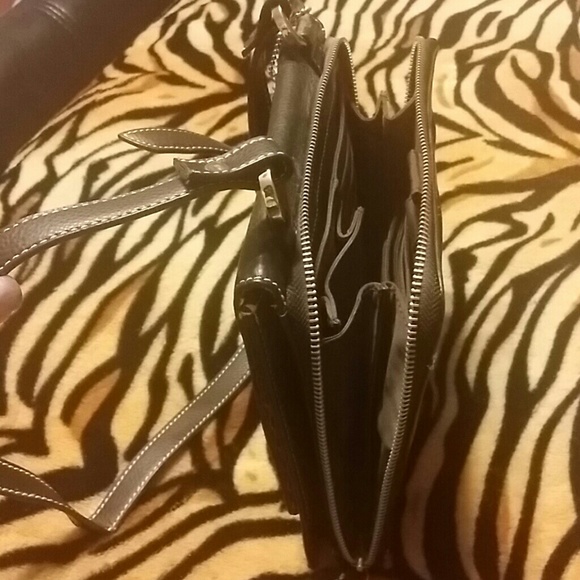 Black cross body pocketbook