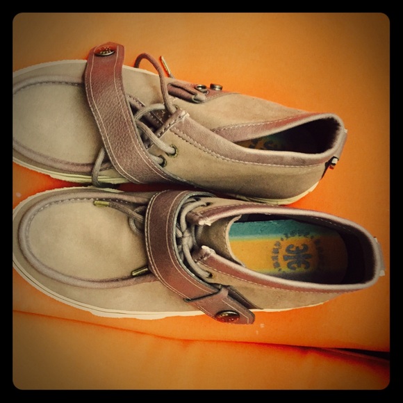 Limited Edition---Tan, L.A.M.B Sneakers, SZ.8