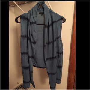 Gap sleeveless drape vest