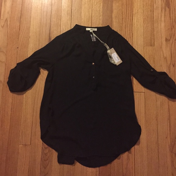 shirt - Picture 1 of 1