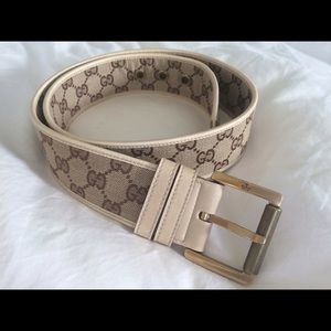 SOLD! Gucci belt