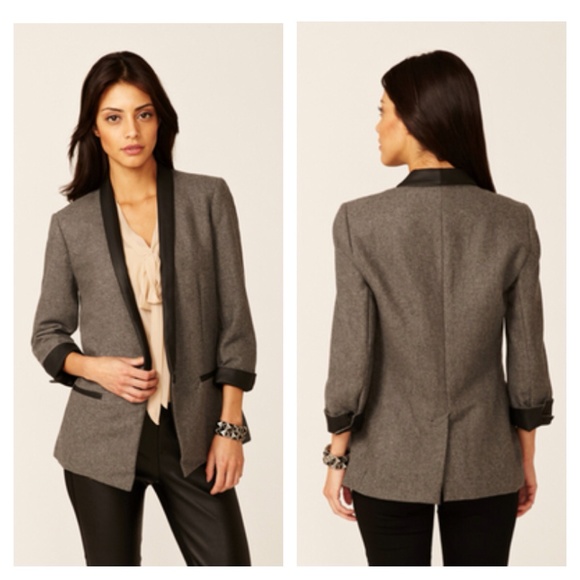 ✨🎉HP 4/4🎉✨Walter Heather Jacket