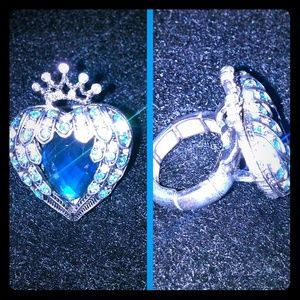 Blue crown ring