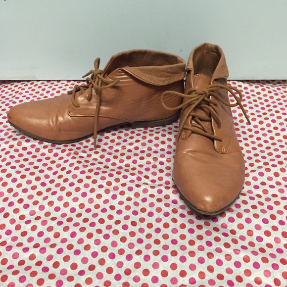 Brown leather booties! - Picture 1 of 3