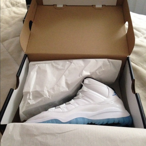Legend blue 11s - Picture 1 of 4