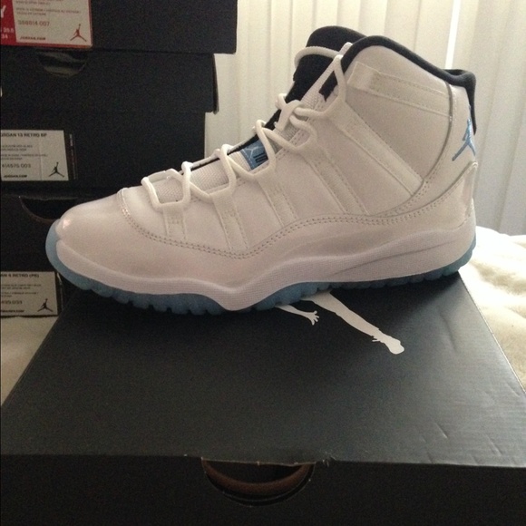 Legend blue 11s - Picture 3 of 4
