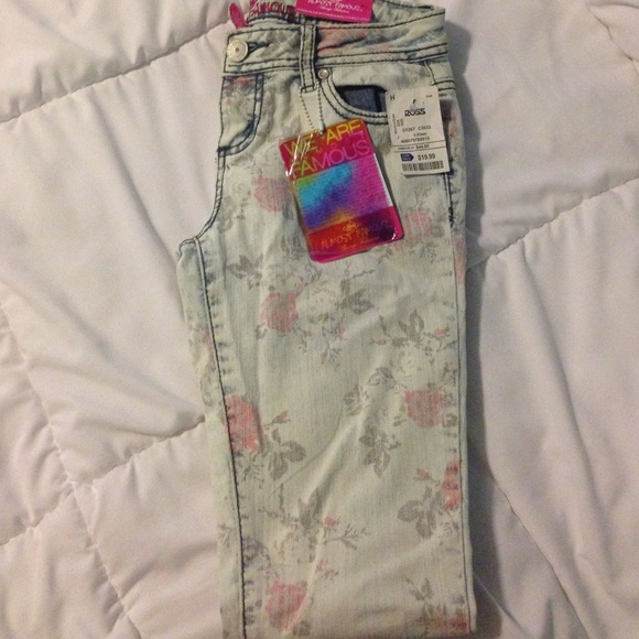 Light washes floral skinny jeans