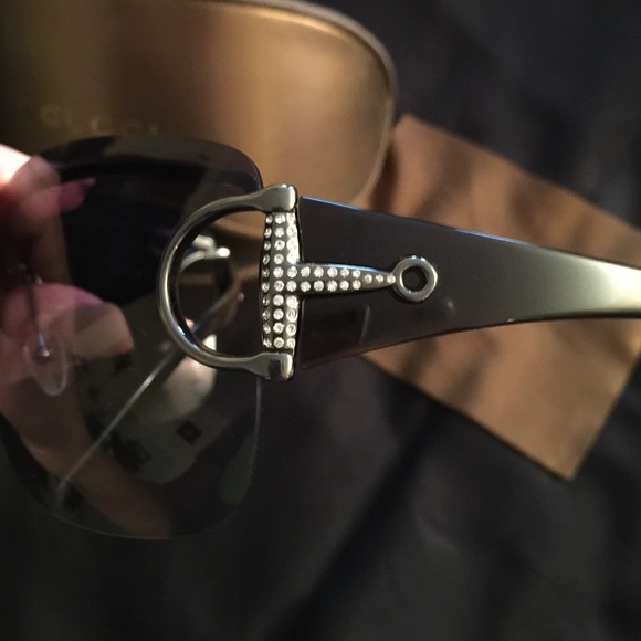 ❗️SOLD❗️GUCCI - Picture 2 of 4