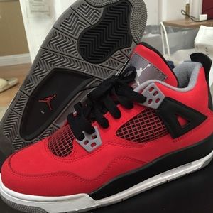 Air Jordan 4 Toros GS