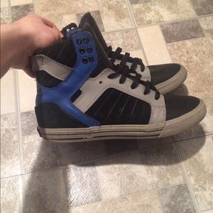 CLOSET CLOSING Mens Supra Sneakers.