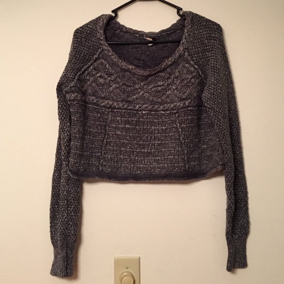 Free People Sweaters - Free people crop sweater