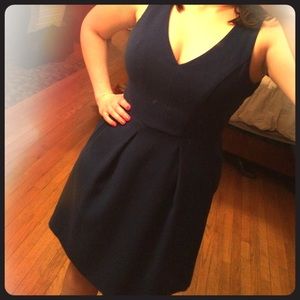 Naval blue Ann Taylor Loft dress with pockets 😍