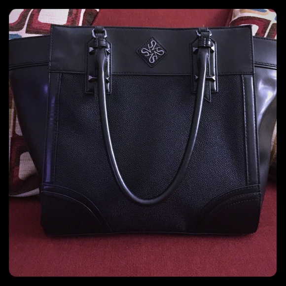 💯 Vera Wang Phantom bag!!! 100% Authentic!!